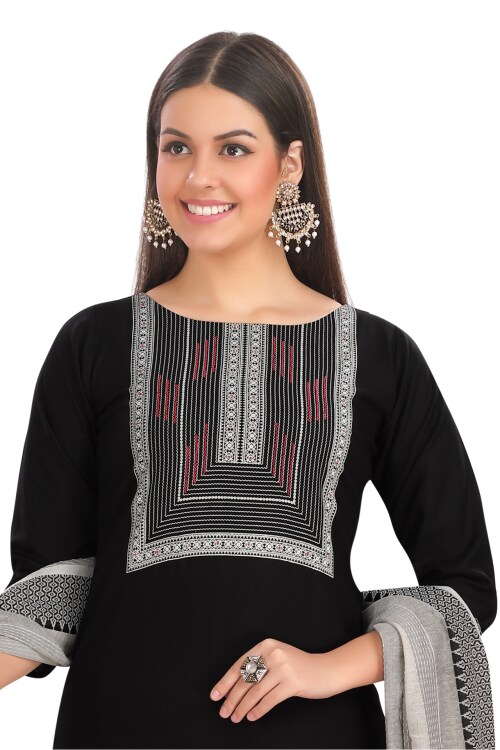 I2Q Women Rayon Kurta Pant and Dupatta Set