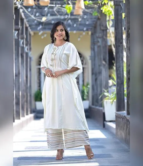 KASHISHIYA Ethnic Motif Printed Kaftan Kurta and Pant Set for Women-XL-White