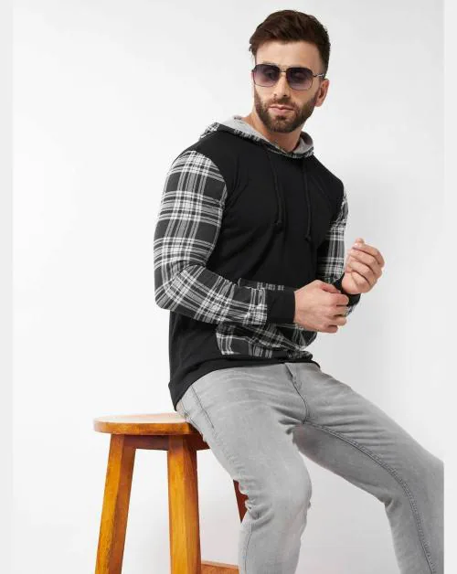 Gritstones Men Black Color Check Printed Hooded Cotton T-Shirt