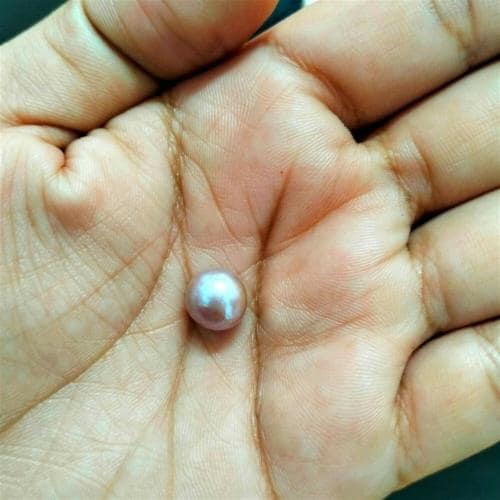 55Carat Natural Pink Pearl at Wholesale Rate 4.25 Ratti 3.86 Carat Round ShapeMoti 1 Pcs