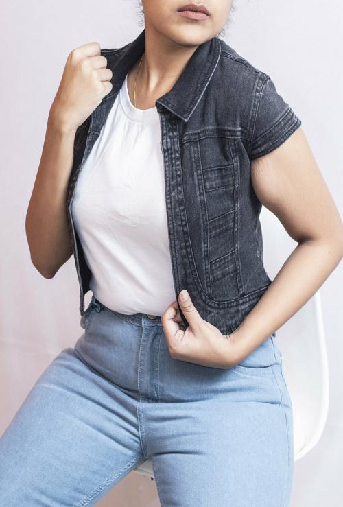 NEBULLA Girls Shrug (12 Year-Black)