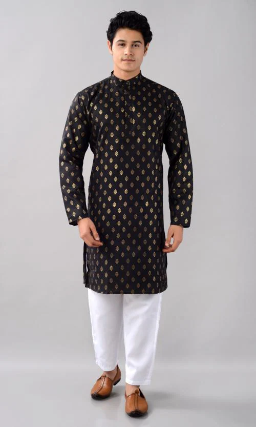 Villain Printed Kurta Pyjama Set For Men (Black Kurta,White Pyjama)