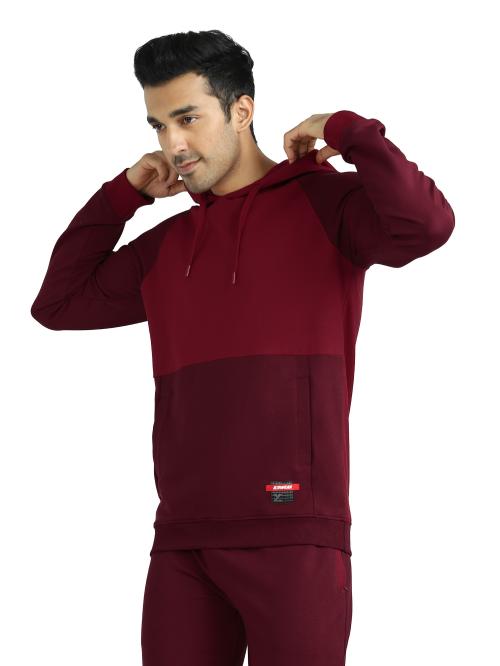 XYXX Intellismooth Scarlet Red Dual-colour Cotton Rich Quest Men Hoodie