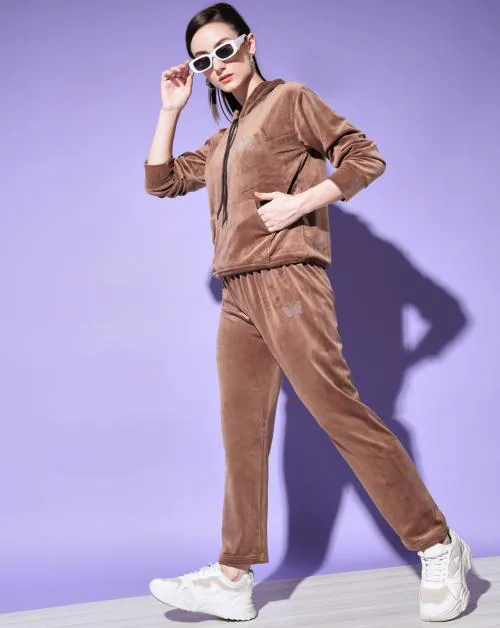 BuyNewTrend Brown Velvet Women Hoodie Tracksuit