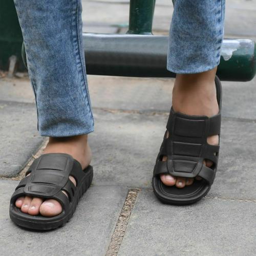 Axter Black Flip Fops for Men