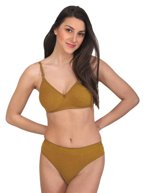 Fresh Look Golden Hosiery Fabric And Lycra Elastic Full Coverage Non Padded Women Lingerie Set Pack of 1