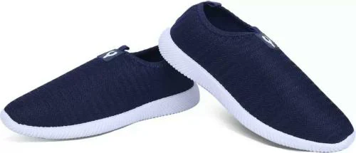 iFoot Women Casual Sneakers (Blue) size 7