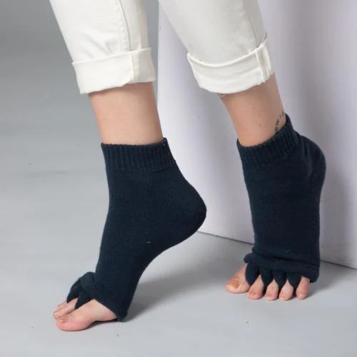 Buy DIRTS Foot Alignment Socks Five Toe Separator | The Ultimate ...
