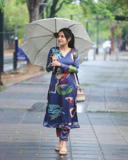 GoSriKi Women's Blue Cotton Blend Printed Straight Kurta Set With Trousers