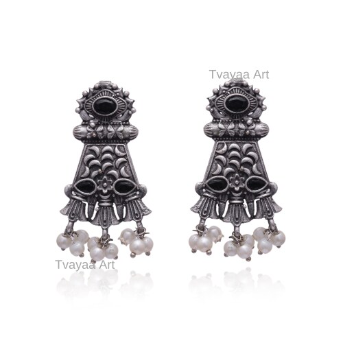 Tvayaa Art Indian Ethnic Earrings Black Stone Handmade Antique Tribal Jewelry