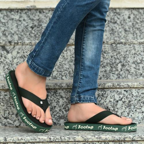 Footup Light Weight Green Slippers for Men (Pack of 1)