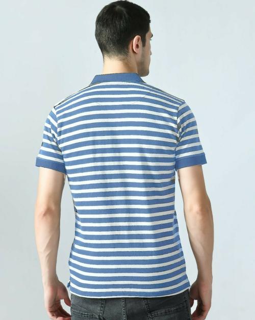 ClothsterStrikey Printed Men Collar Navy T-Shirt