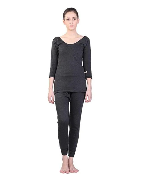 Black Top and Bottom for Heavy Winters Thermal Wear for Women