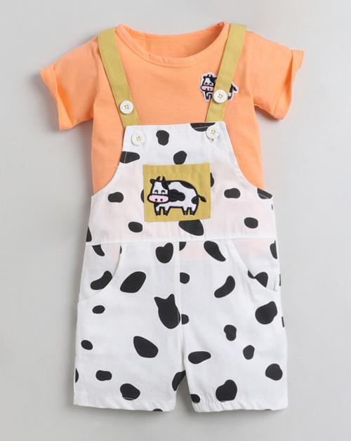 Hopscotch Boys Cotton And Polyester Graphic Print Tee And Dungaree Set In Orange Colour For Ages 3-4 Years (YUE-3081061)