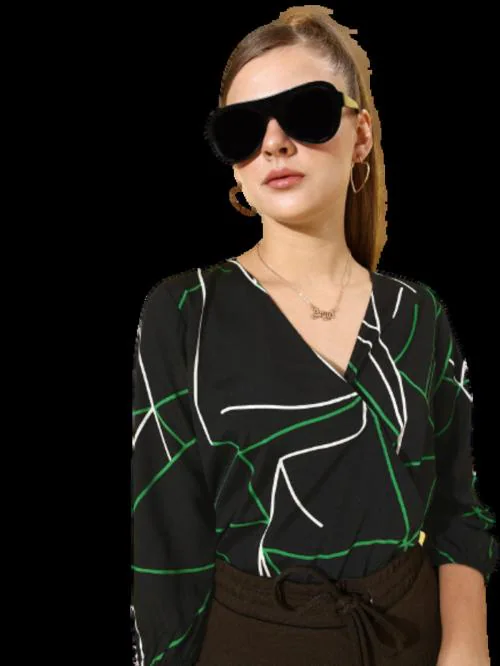 Style Qwuotient Women Black & Green Geometric Print Wrap Top