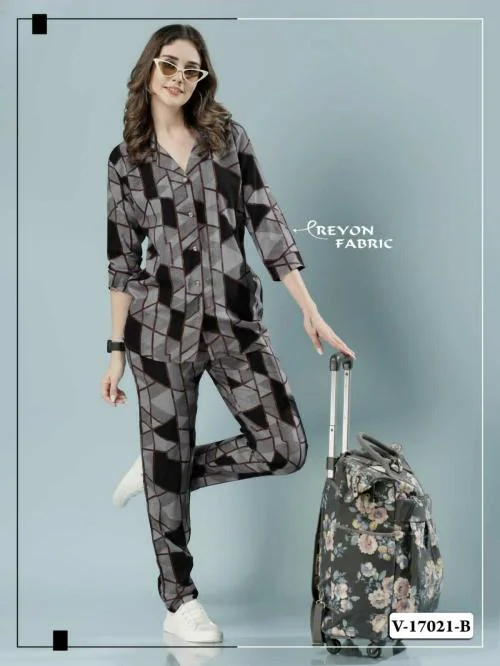 Skin Wrap Women Multicolor Pajamas Set | Printed Rayon Sleepwear Nightwear For Women | Night Suit Set for Women Rayon | Night Dress, Lounge Wear | Printed Rayon Pyjama Set for Women Nightwear - XL