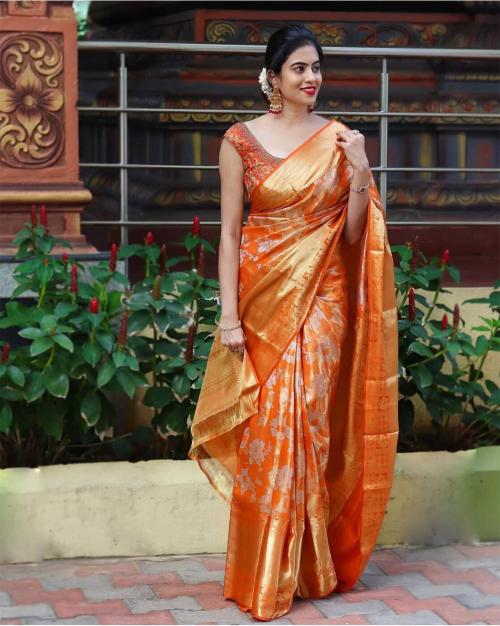 DIVA'S CHOICE Women Floral Woven Kanjeevaram Silk Saree