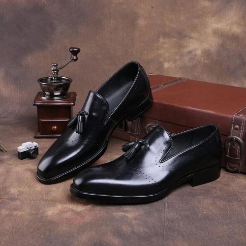 The Royale Peacock Black Leather Tassel Loafer Shoes for Men (Black)