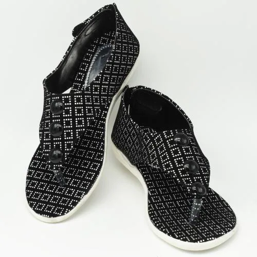 IndiForce Black Heeled Sandals for Women