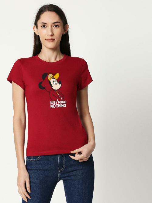 Bewakoof Women Busy Doin Nothing Printed Short Round T-Shirt