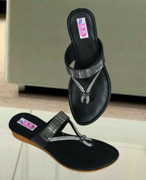 R.N FOOTWEAR Casual Stylish Flat Black Sandal For Women Comfortable flat Slipper Sandals (UK 6)