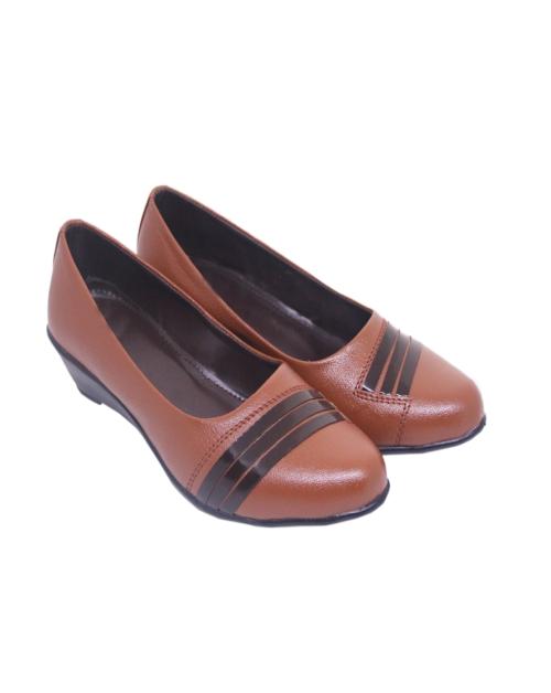 Banuchi women Tan wedges heels Casual shoes