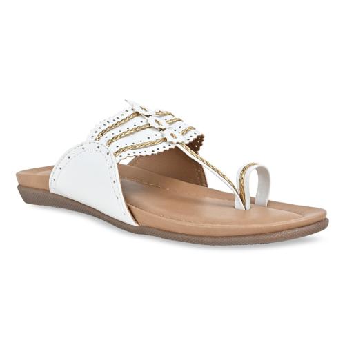 Rocia By Regal White Women Casual Kolhapuri Flats