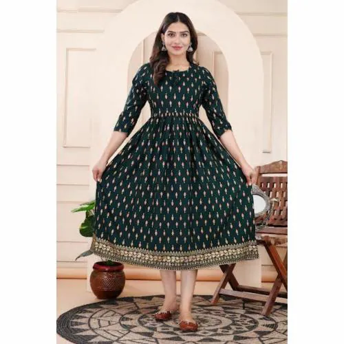 FASHION MIRROR Modern Mom Feeding Dress Contemporary Women's Gown with Convenient Zipper | Green | XL