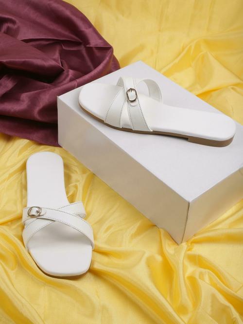 CLOSHO White Flats for Women
