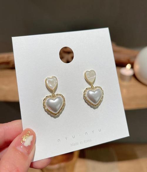 DESTINY JEWEL'S New Korean Gold Plated White Double Heart Drope Korean Earrings Alloy Earring Set ()