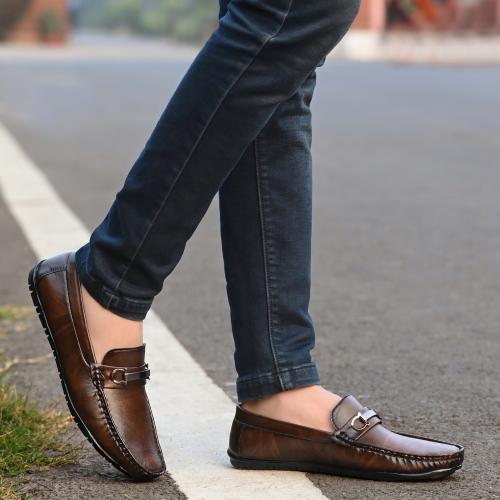 BAZY Men's Style with Comfort Loafers Versatility for Every Occasion