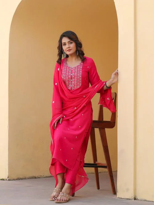 Anni Designer Women's Pink Cotton Blend Solid Straight Kurta Trouser & Dupatta