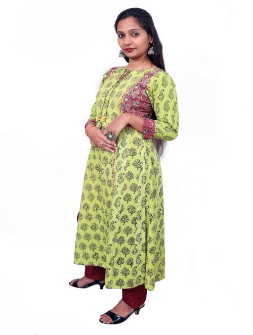 Weavers Saga Womens Cotton Bagh Print Kalidar Kurta With Emborodry Perfect For Mehendi Look Wedding, Festival-(Mehendi Green)-L