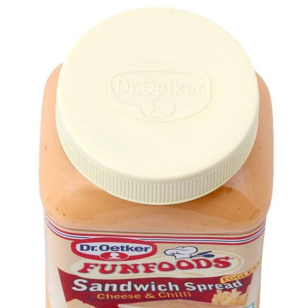 Funfoods Cheese & Chilli Eggless Sandwich Spread 250 g JioMart