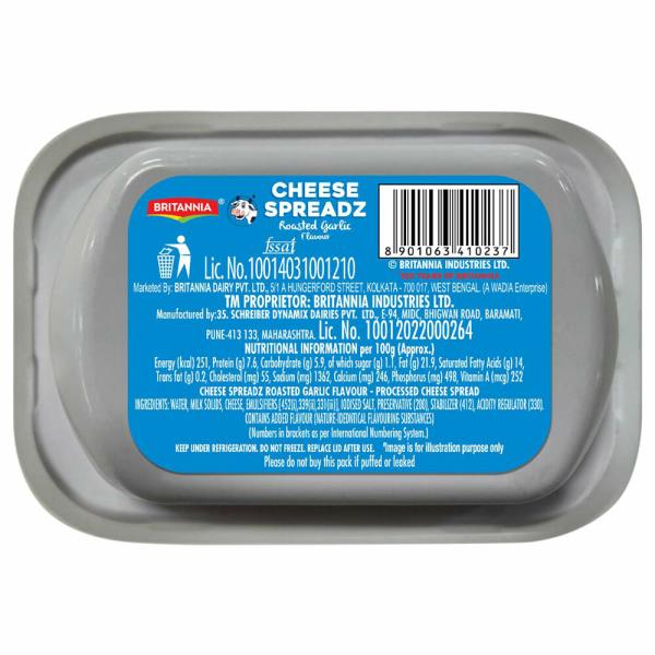 Britannia Roasted Garlic Cheese Spreadz 100 g (Container) JioMart
