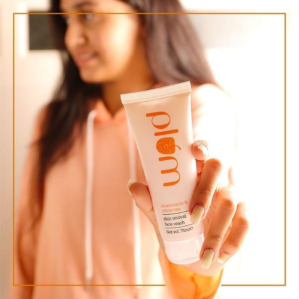 Plum Chamomile & White Tea Skin Revival Face Wash 75 ml JioMart