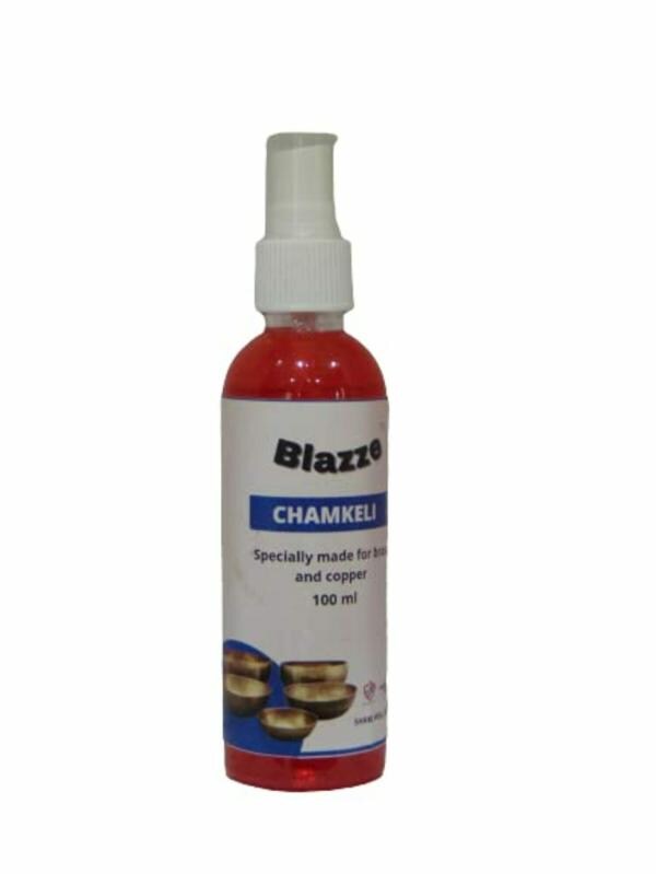 Blazze Chamkeli Brass and copper Non Acidic cleaner safe on Hand