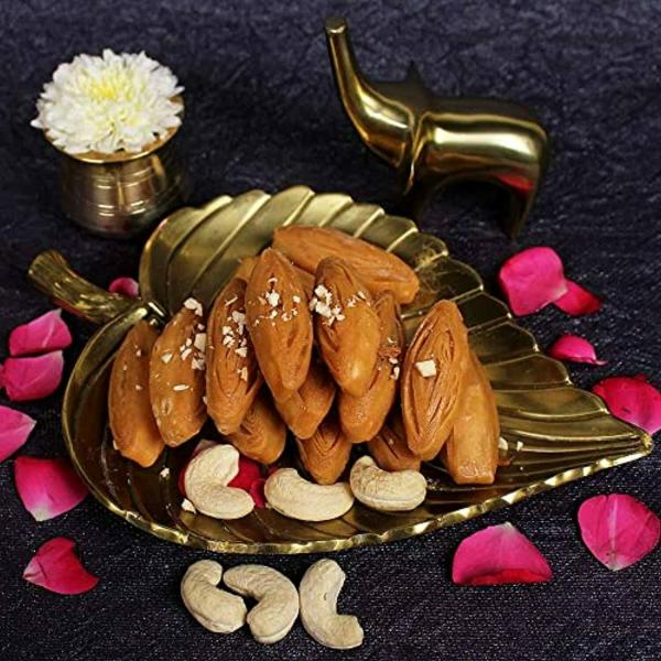 SITARA FOODS Small Tapeswaram Madatha Khaja Sweet 250 gm JioMart