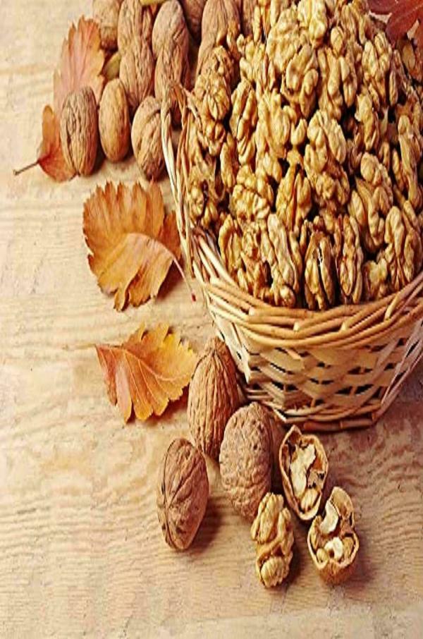Herbanuts 500gms, Walnut Without Shell Quarter Kernels Kashmiri Quarter