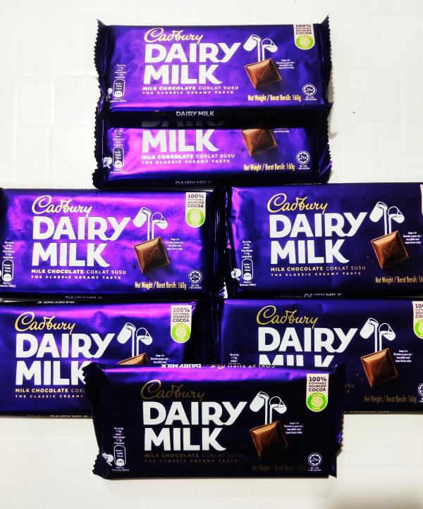 Cadbury Dairy Milk Chocolate, 160 g JioMart