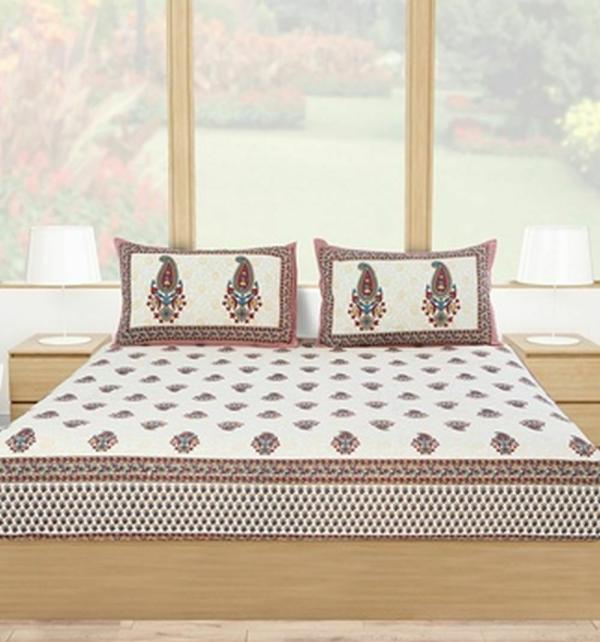 Salona Bichona 100 Cotton Peach Floral Printed Double Bedsheet Set