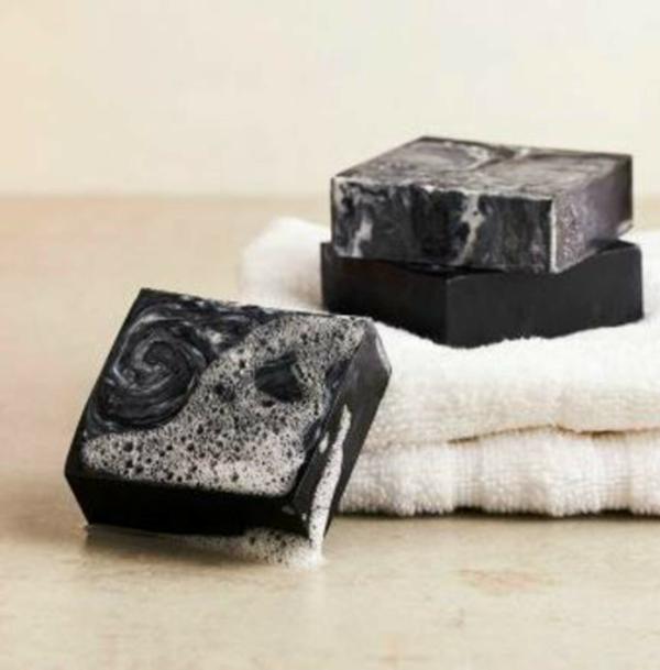 GEETARTH Melt And Pour Charcoal Black Glycerine Soap Base, 1000 G JioMart