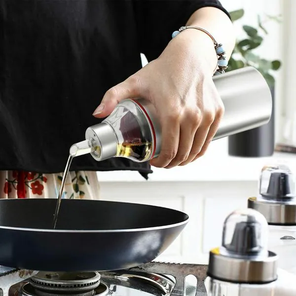 Kraft Stainless Steel Cooking Oil Dispenser with Nozzle, Dust & Leak