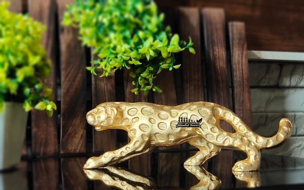 blissful decor Presents Jaguar Statue Gold Plated alluminium Animal  Figurines/ Animals for Home Decoration/Antique Showpiece/Decor Gifting  (L*B*H - 23 *6* 8 CM) pack of -1 - JioMart