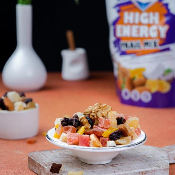 White Diamond High Energy International Trail Mix Gourmet Nut 200g JioMart