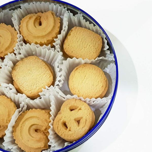 K.Roger's Red Finest Qualtiy Selection Danish Butter Cookies Red Tin