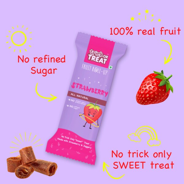 TRICK OR TREAT Fruit RollUp Strawberry Bar 30 Pieces Tasty Treat