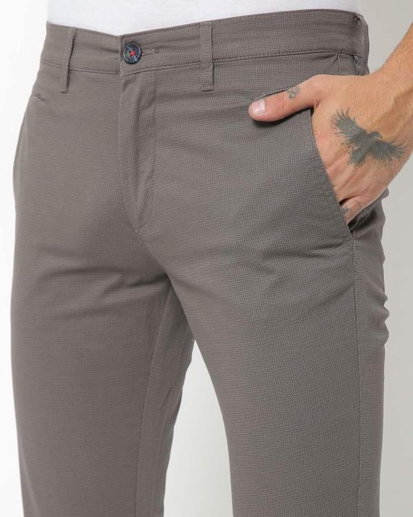 Checked Skinny Fit FlatFront Chinos JioMart