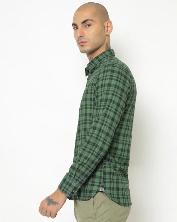 Checked Chiseled Fit Shirt with Patch Pocket JioMart