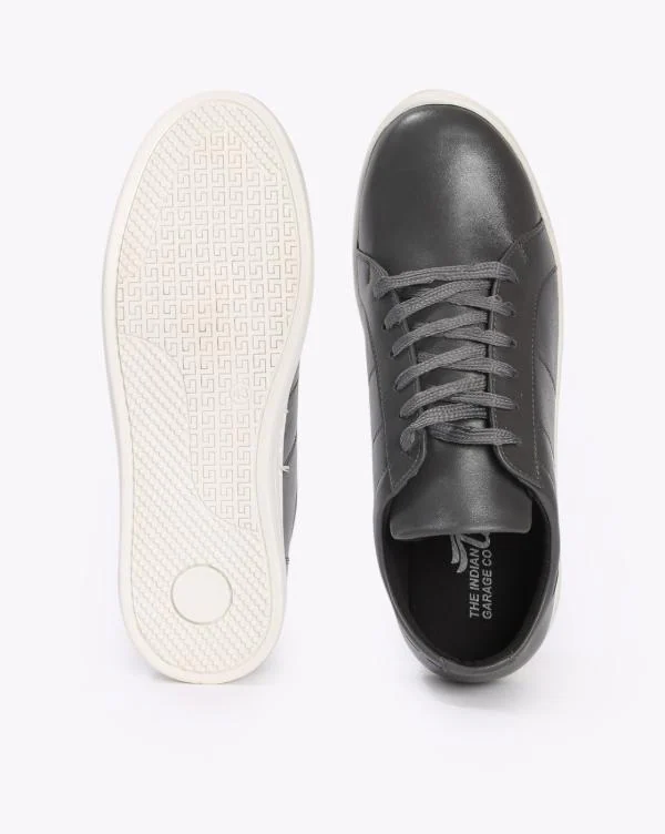 somers falls low lace up